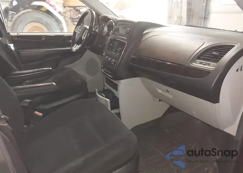 2016 Dodge Grand Caravan American Value Pkg z USA, uszkodzony, nr VIN 2C4RDGBG3GR396780